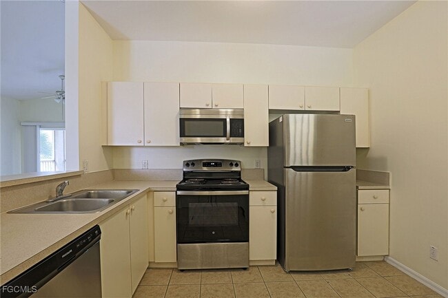 property at 4117 Bellasol Cir