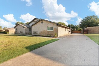 4308 Gorman Dr in Fort Worth, TX - Foto de edificio - Building Photo