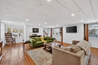 322 NY-94 in Warwick, NY - Building Photo - Building Photo