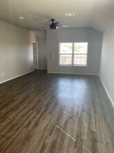 323 Cumberland Forest Dr in Magnolia, TX - Building Photo - Building Photo