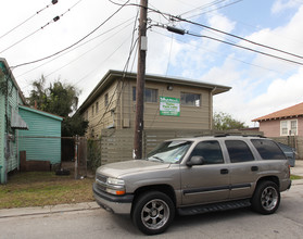 Taylor Park Apartments in New Orleans, LA - Building Photo - Building Photo