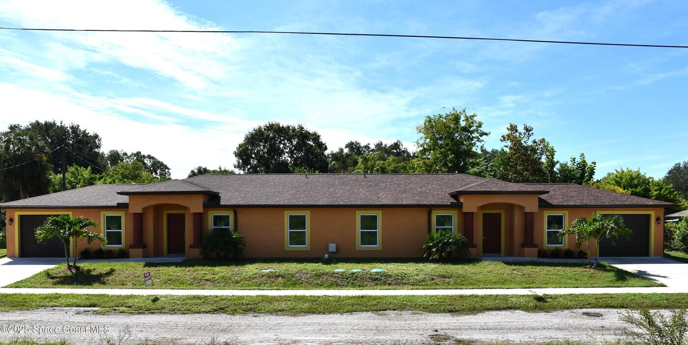1517 Furnari St in Cocoa, FL - Building Photo