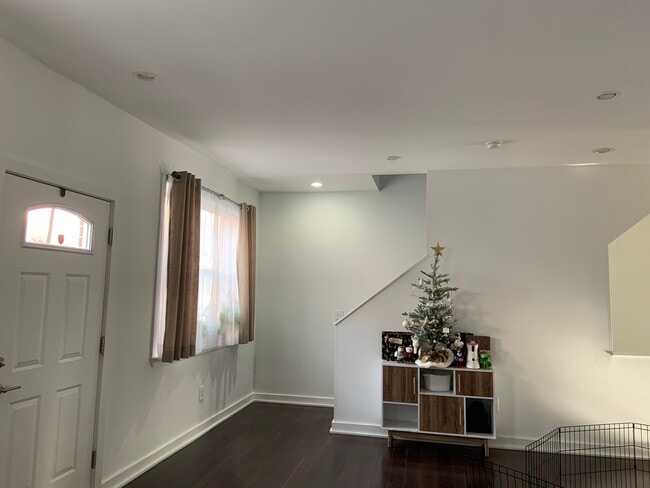 2991 Livingston St in Philadelphia, PA - Building Photo - Building Photo