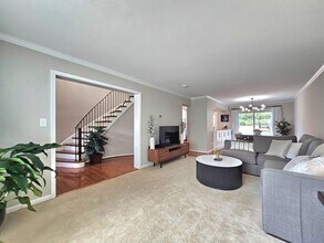 5988 Queenston St in West Springfield, VA - Building Photo - Building Photo