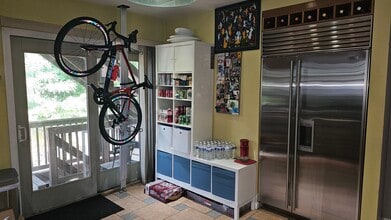 133 Cedar St, Unit Furnished Luxury in Fort Hill in Boston, MA - Foto de edificio - Building Photo