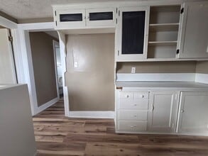 4204 Pacific St in Omaha, NE - Building Photo - Building Photo