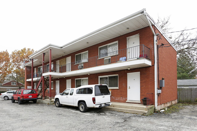 818 E Division St in Lombard, IL - Foto de edificio - Building Photo