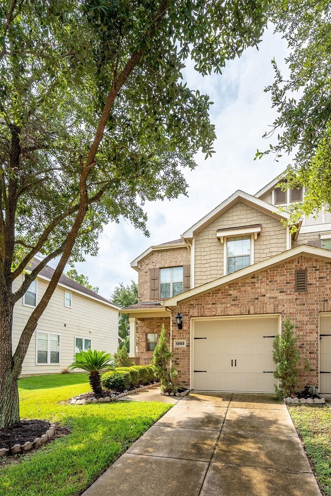 property at 13103 Cressida Glen Ln