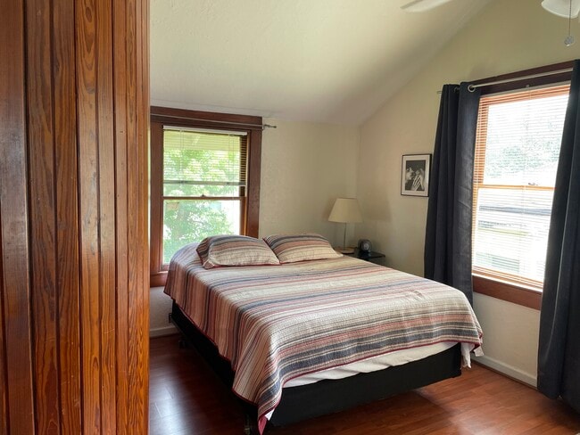 property at 1533 Arlington St