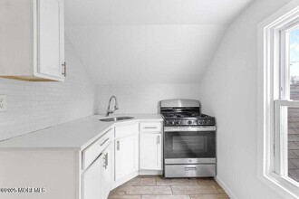 207 Oakwood Ave in Long Branch, NJ - Building Photo - Building Photo