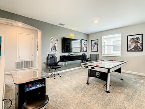 8150 Cabot Cliffs Dr in Kissimmee, FL - Building Photo - Building Photo