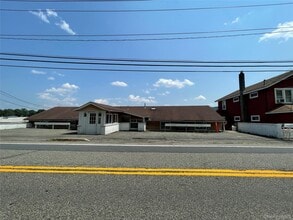 666 Jersey Ave in Greenwood Lake, NY - Building Photo - Building Photo