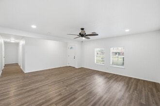 917 Susan St in Robinson, TX - Building Photo - Building Photo