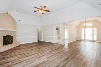 8731 Oak Trail Ln in Cordova, TN - Building Photo - Building Photo