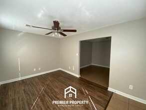 4870 Royal Run Dr in Memphis, TN - Building Photo - Building Photo