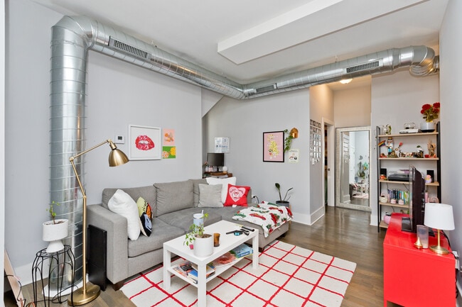 property at 1715 S Carpenter St