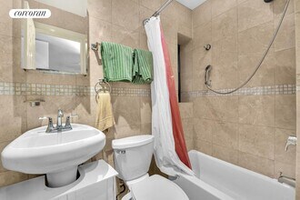 163 Chrystie St in New York, NY - Building Photo - Building Photo