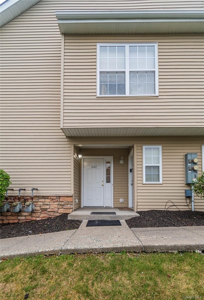 1032 Maggie Rd in Newburgh, NY - Building Photo - Building Photo