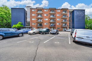 2971 Deckebach Ave Apartamentos