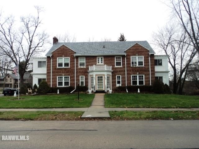 868 W Stephenson St in Freeport, IL - Building Photo