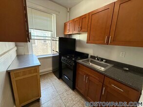 9 Egremont Rd in Boston, MA - Building Photo - Building Photo