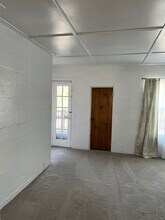 214 Bird Ct, Unit 3 in Charleston, WV - Building Photo - Building Photo