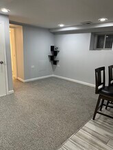 860 N Sacramento Blvd, Unit Garden in Chicago, IL - Building Photo - Building Photo