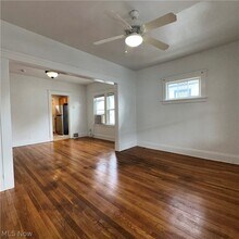 1275 Clifton Prado in Lakewood, OH - Building Photo - Building Photo