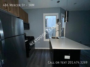 486 Mercer St in Jersey City, NJ - Building Photo - Building Photo
