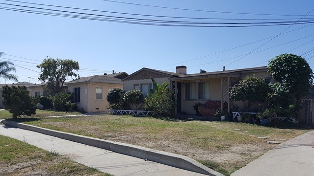 5220-5230 Southall Ln in Bell Gardens, CA - Building Photo - Building Photo