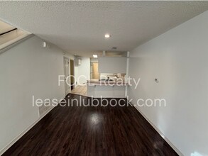 8302 Raleigh Ave in Lubbock, TX - Building Photo - Building Photo