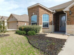 4612 Shy Creek Ln in Denton, TX - Building Photo - Building Photo