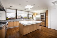 234 W Newton St, Unit PH in Boston, MA - Foto de edificio - Building Photo