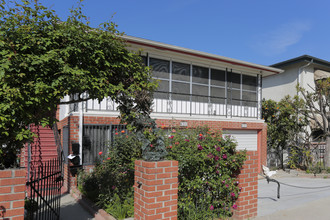 6231-6233 Greenleaf Ave in Whittier, CA - Building Photo - Building Photo