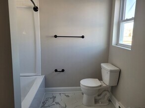 2006 Washington Ave in Northampton, PA - Building Photo - Building Photo