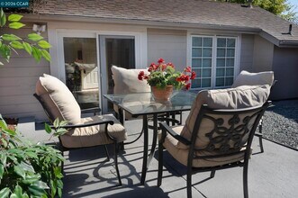 4815 Appian Way in El Sobrante, CA - Building Photo - Building Photo