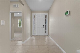 13811 Whiskey Daisy Dr in Dade City, FL - Foto de edificio - Building Photo