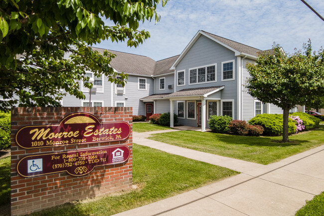 Monroe Estates in Berwick, PA - Foto de edificio - Building Photo