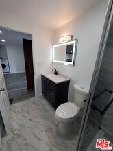 20003 Arminta St in Los Angeles, CA - Building Photo - Building Photo