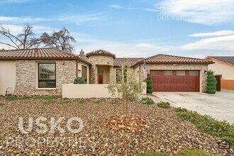 103 Lazy Oak Ln in Roseville, CA - Building Photo - Building Photo