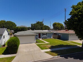 5981 E Belen St in Long Beach, CA - Building Photo - Building Photo