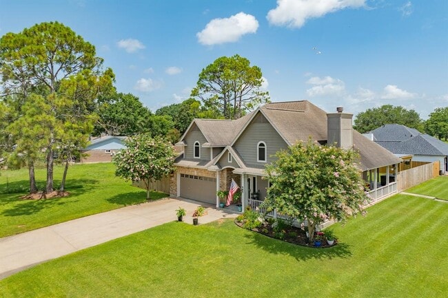 400 S Amherst Dr in West Columbia, TX - Building Photo - Building Photo