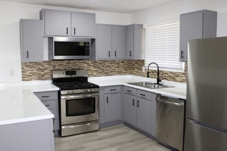 5224 NE 59th Ter in Kansas City, MO - Building Photo - Building Photo