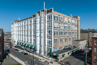 The Lofts on Park in Hartford, CT - Building Photo - Building Photo