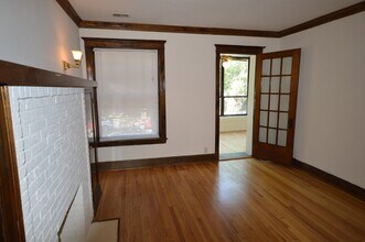 3711 N Fremont St, Unit 1 in Chicago, IL - Building Photo - Building Photo