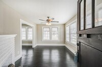 2616 Oakcliff St photo'