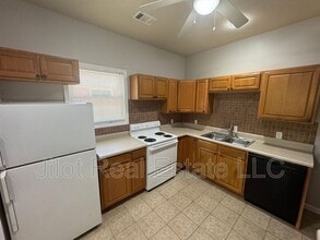 1366 Clermont Ave in East Point, GA - Building Photo - Building Photo