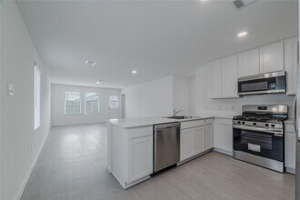 18023 Trepito Ave in New Caney, TX - Building Photo - Building Photo