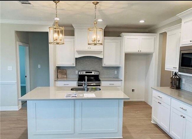 2130 Mountain Wind Loop in Bryan, TX - Building Photo - Building Photo