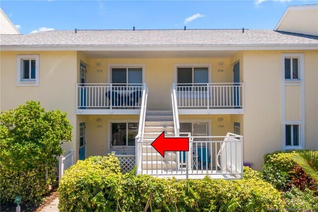 5571 NE Gulfstream Way in Stuart, FL - Building Photo - Building Photo